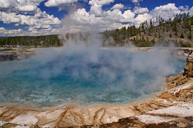 037 yellowstone, midway geyser basin, excelsior geyser crater.JPG